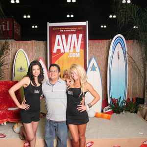 Erotica LA 2009 Day Two AVN Booth - Image 86064