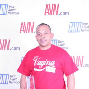 2010 AVN AEE booth pics set 4 - Image 114138