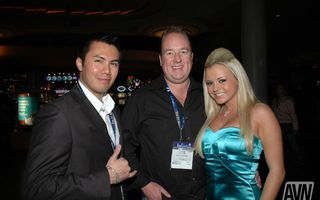 AVN Online Dinner at Moon