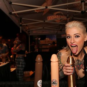Exxxotica Atlantic City 2014 - Image 326286
