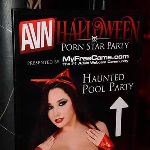 AVN Halloween Porn Star Party 2015 (Gallery 2) - Image 385089