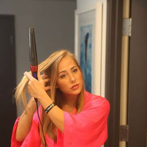 A Day in the Life of Carter Cruise - Image 369078