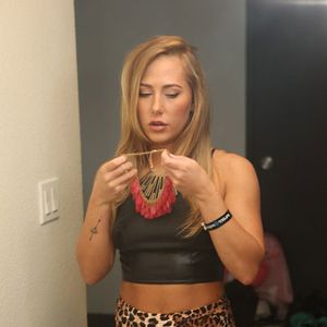 A Day in the Life of Carter Cruise - Image 369024