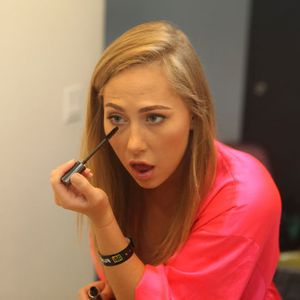A Day in the Life of Carter Cruise - Image 369027