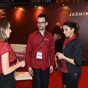 Cam Girls at AEE - Image 367419