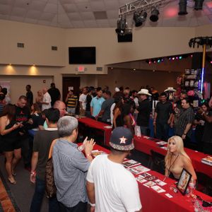 Texxxas Expo - Image 445917