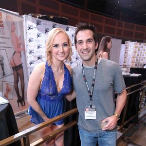 2017 AVN Expo - Day 1 (Gallery 2) - Image 469575