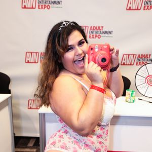 2017 AVN Expo - Day 3 Highlights - Image 487176