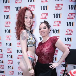 2017 AVN Expo - Day 3 Highlights - Image 487263