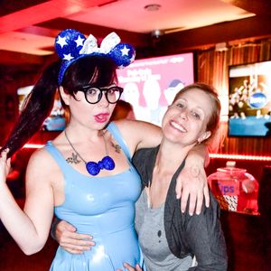 Siouxsie Q's Birthday Bash at Porn Star Karaoke - Image 506308