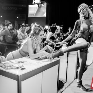 2018 AVN Expo - Day 2 (Gallery 2) - Image 550727