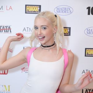 2018 AVN Expo - White Party Red Carpet (Gallery 1) - Image 552209