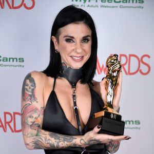 2018 AVN Awards Show - Winners Backstage - Image 554249