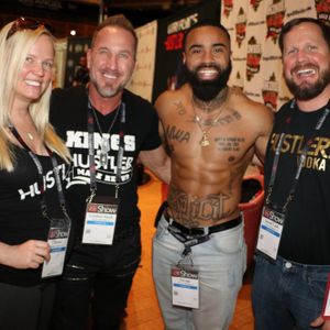 2018 AVN Expo - Day 3 (Gallery 1) - Image 559709