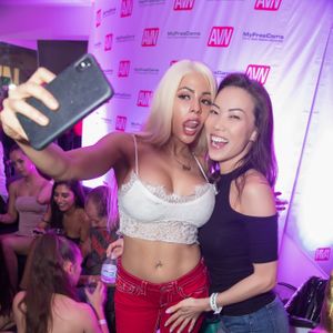 2018 AVN House Party (Gallery 2) - Image 573356