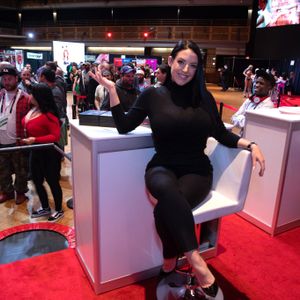 2019 AVN Adult Entertainment Expo - Day 1 (Gallery 2) - Image 581336