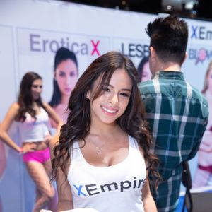 2019 AVN Adult Entertainment Expo – Day 4 - Image 586131