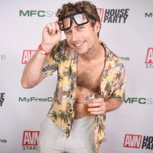 AVN House Party (Gallery 6) - Image 594237