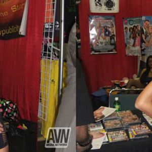 Adultcon 2010 in 3D - Image 128445