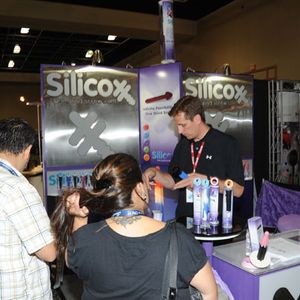 The 2010 AVN Show Friday - Image 142023