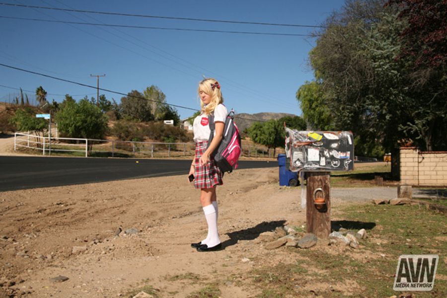 'Bus Stop Girls 2'