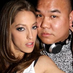 Jenna Haze gets a DJ lesson - Image 111171