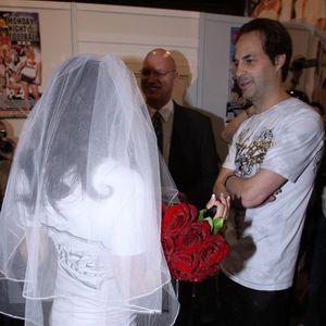Eric John and Vicki Chase Wedding at AEE 2010 - Image 111693