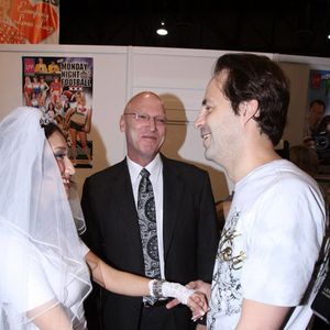 Eric John and Vicki Chase Wedding at AEE 2010 - Image 111723