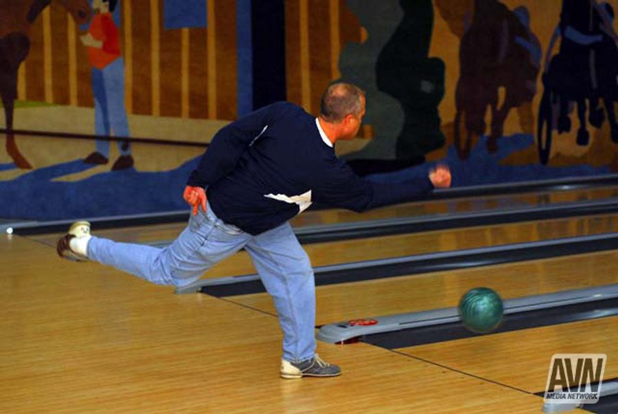 IVD, ECN, and Adult Vendors Bowl for Charity