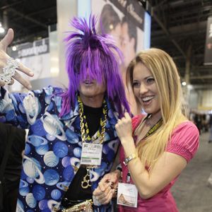 AVN Adult Entertainment Expo 2011 - Fan Days (Gallery 1) - Image 166005