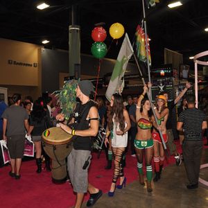 Exxxotica Miami Beach 2012 - Image 227583