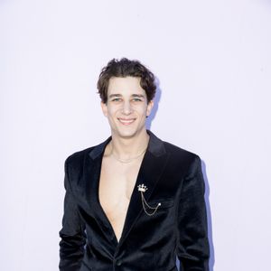 Seth Gamble's 'Once Upon a Time in the Valley' Premiere - Part 1 - Image 633692