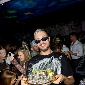 Seth Gamble's 'Once Upon a Time in the Valley' Premiere - Part 1 - Image 633745