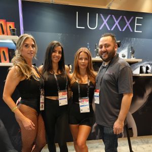 2025 AVN Show - Day 3 (Part 1) - Image 625697