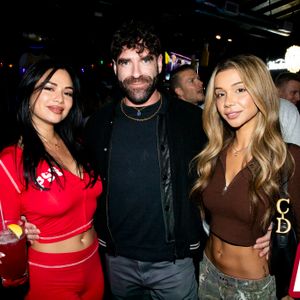 Ivan & Ricky Greenwood Host Xmas Toy Drive - Image 638886