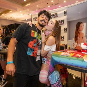 2025 AVN Adult Entertainment Expo - Day 1 (Part 5) - Image 625323