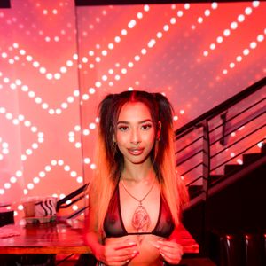 2025 AVN Awards Premiere Party - Part 1 - Image 636063