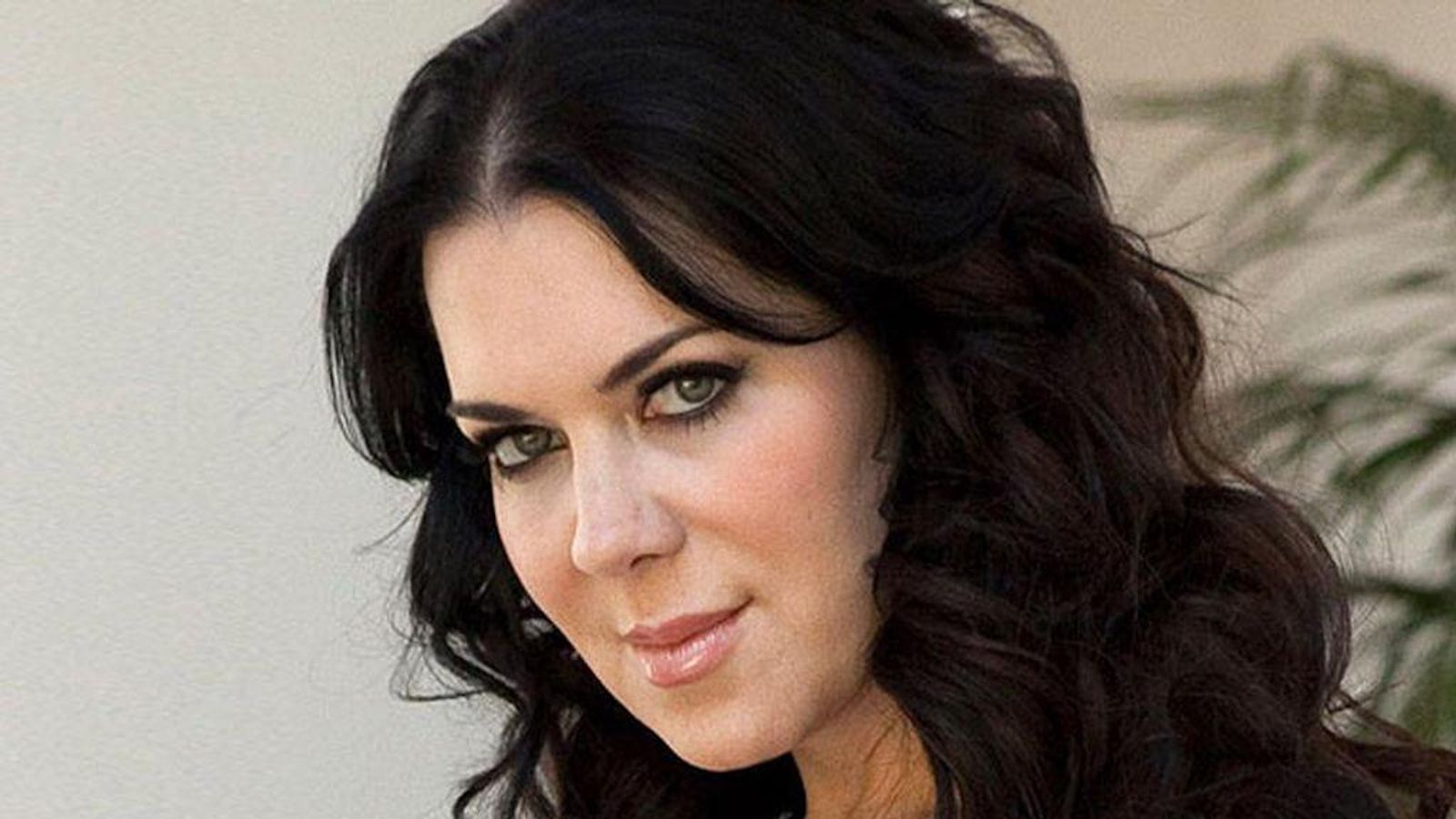 Chyna Porn Star - Wrestler Turned Porn Star Chyna Makes WWE Hall Of Fame, Sort Of | AVN