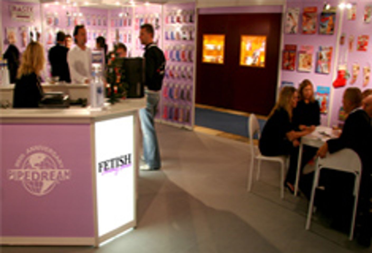 Pipedream Pops at Venus Berlin