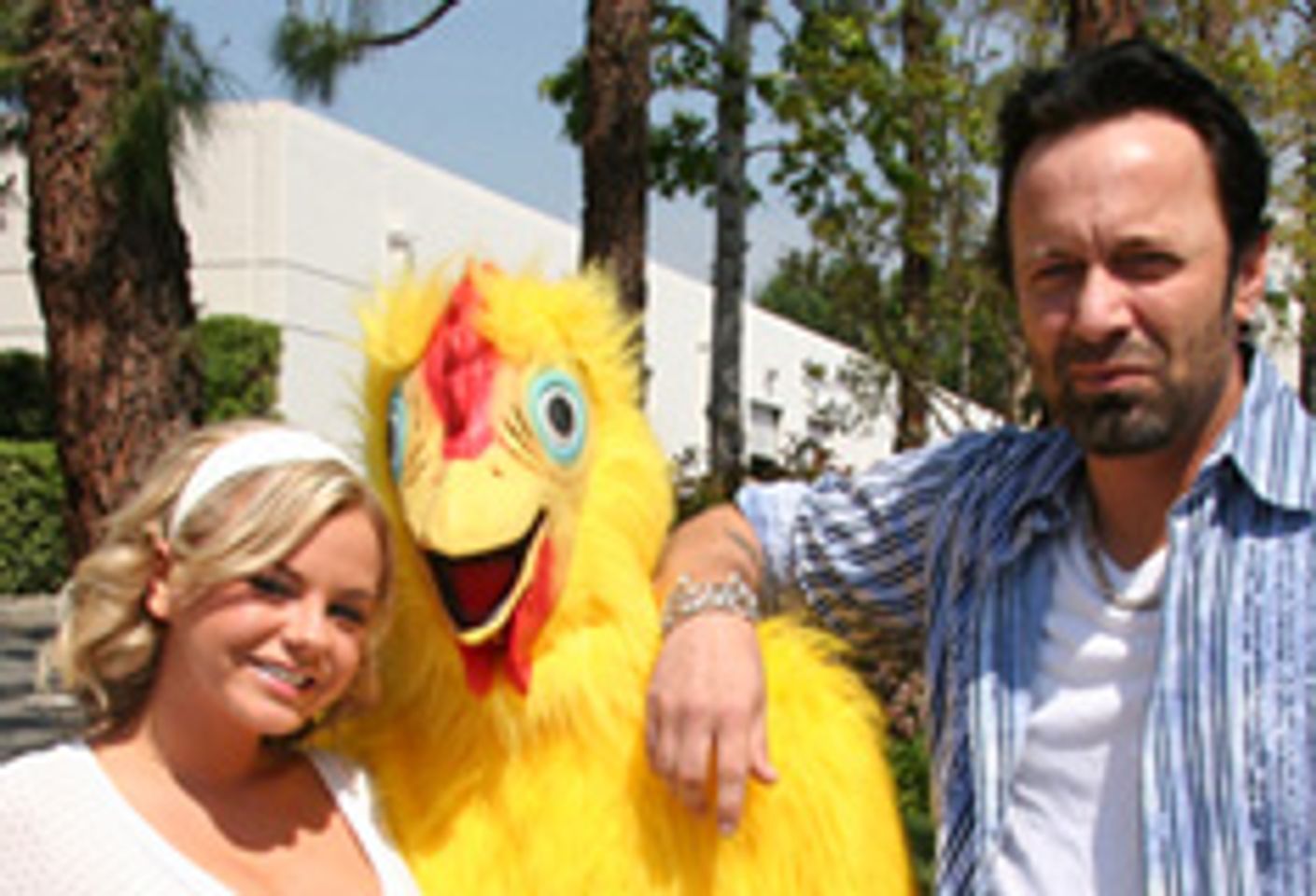 Bree Olson, Chicken Invade AVN Offices