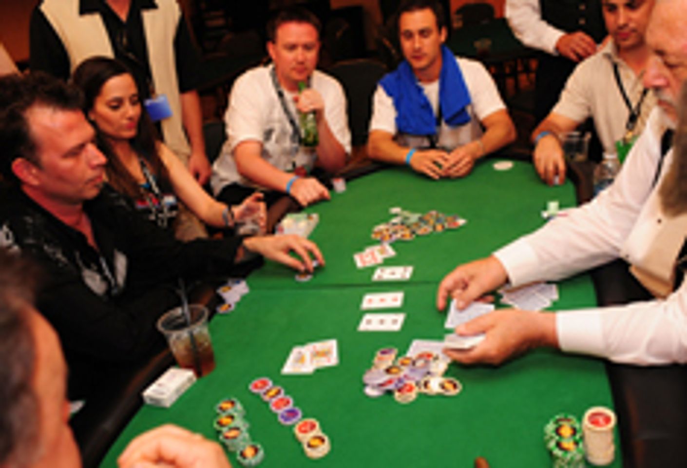 Winners of Phoenix Forum Poker Tourney Announced