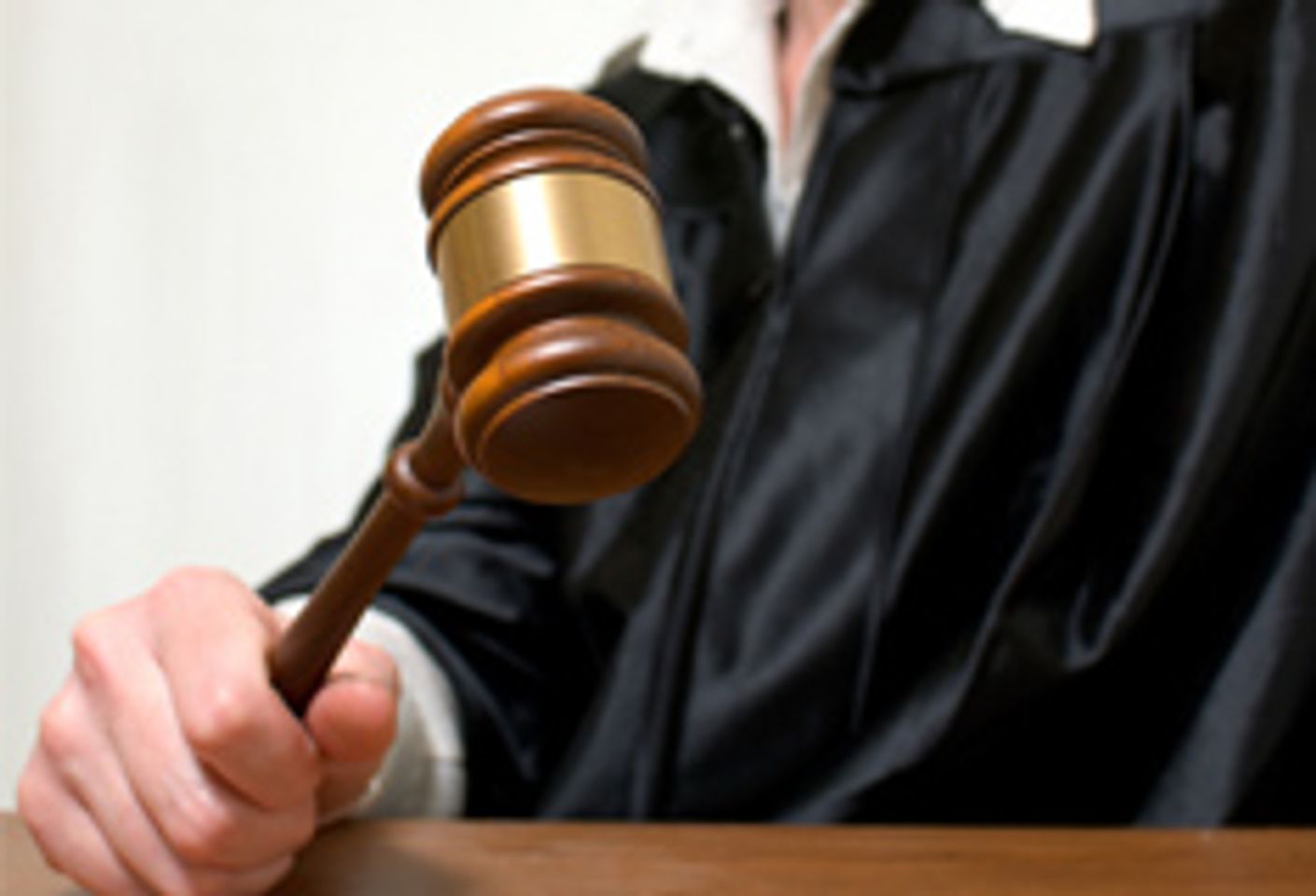 Judge Denies Mistrial to Isaacs