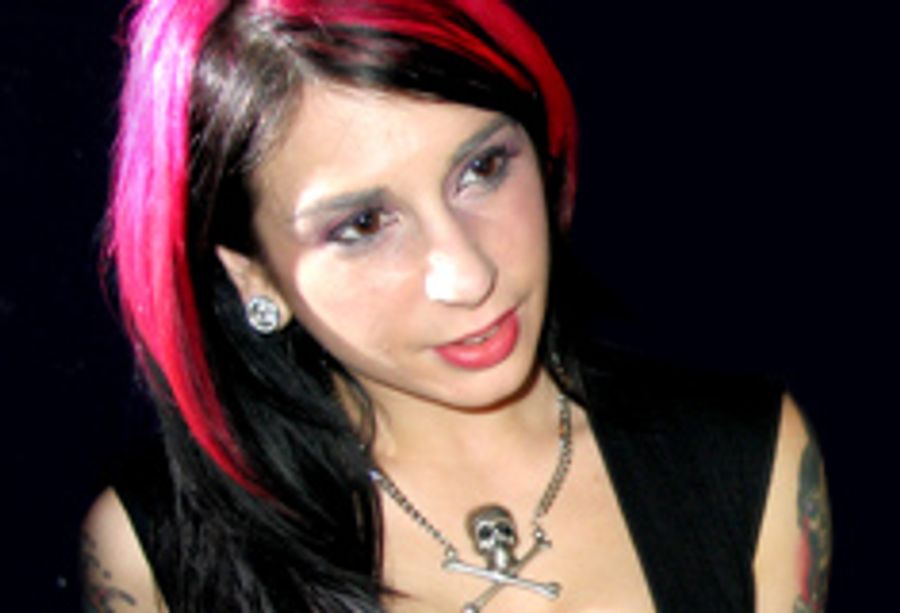 Joanna Angel on AVN Awards Red Carpet for ImLive.com