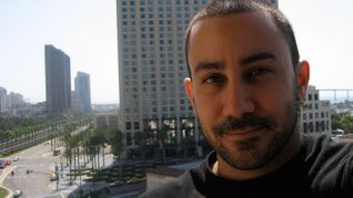 Freestyling: Van Styles Out of Vouyer Media