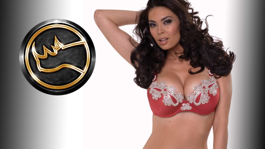 Tera Patrick Offers SoCal Post-Tax Time Stress Relief