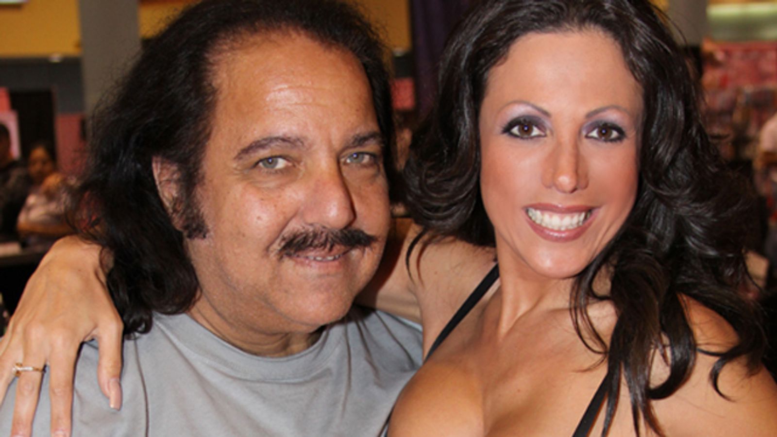 Amy Fisher Rolls in eXXXotica, Cash