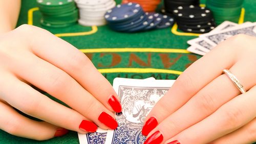 Online Poker Win Accounts Frozen by Feds