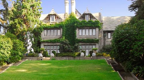 Summer Fling Party at the Playboy Mansion Announced