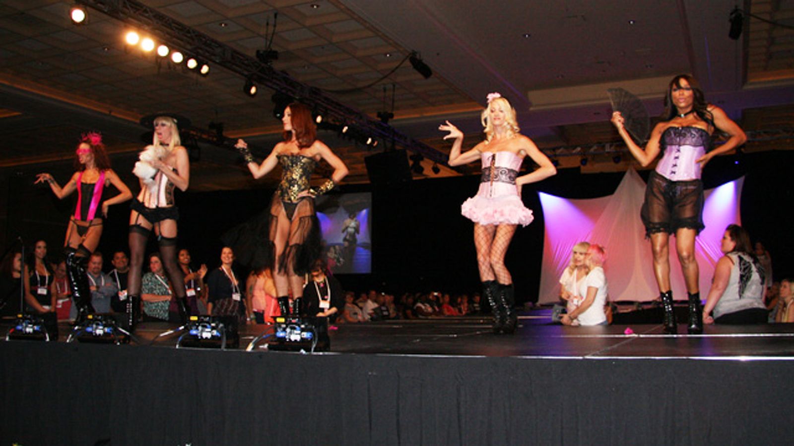 International Lingerie Show Wraps Fall Installment