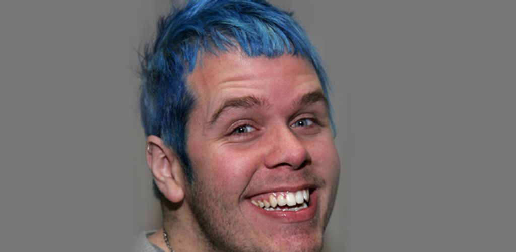 Perez Hilton Upskirts With Disaster Avn